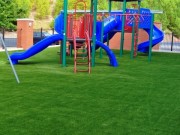 Рулонный газон для детской площадки